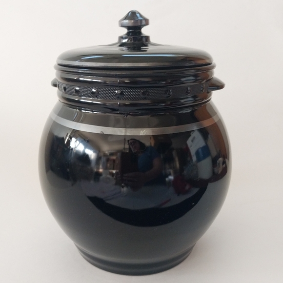 Vtg Black Amethyst Glass Lidded Jar With Sterling Silver Overlay (LE Smith?) - Picture 3 of 16